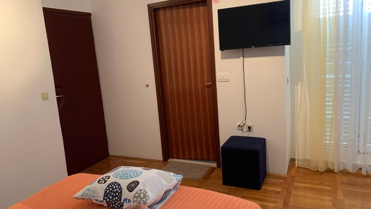 Studio Apartment And Rooms Adria Vodice Eksteriør bilde