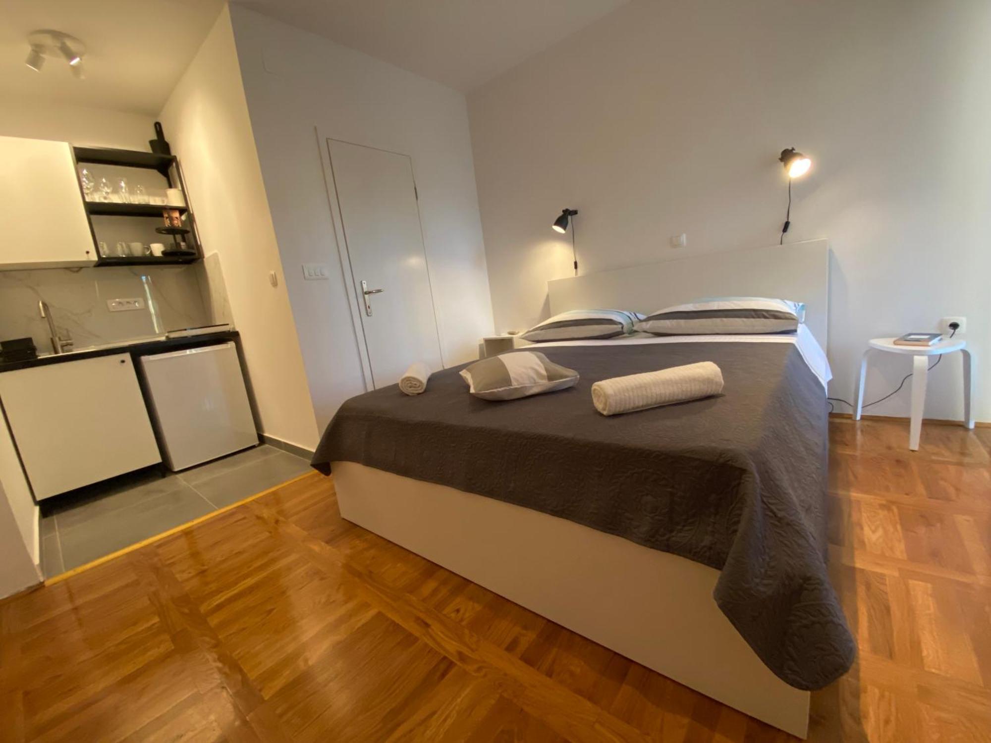 Studio Apartment And Rooms Adria Vodice Eksteriør bilde