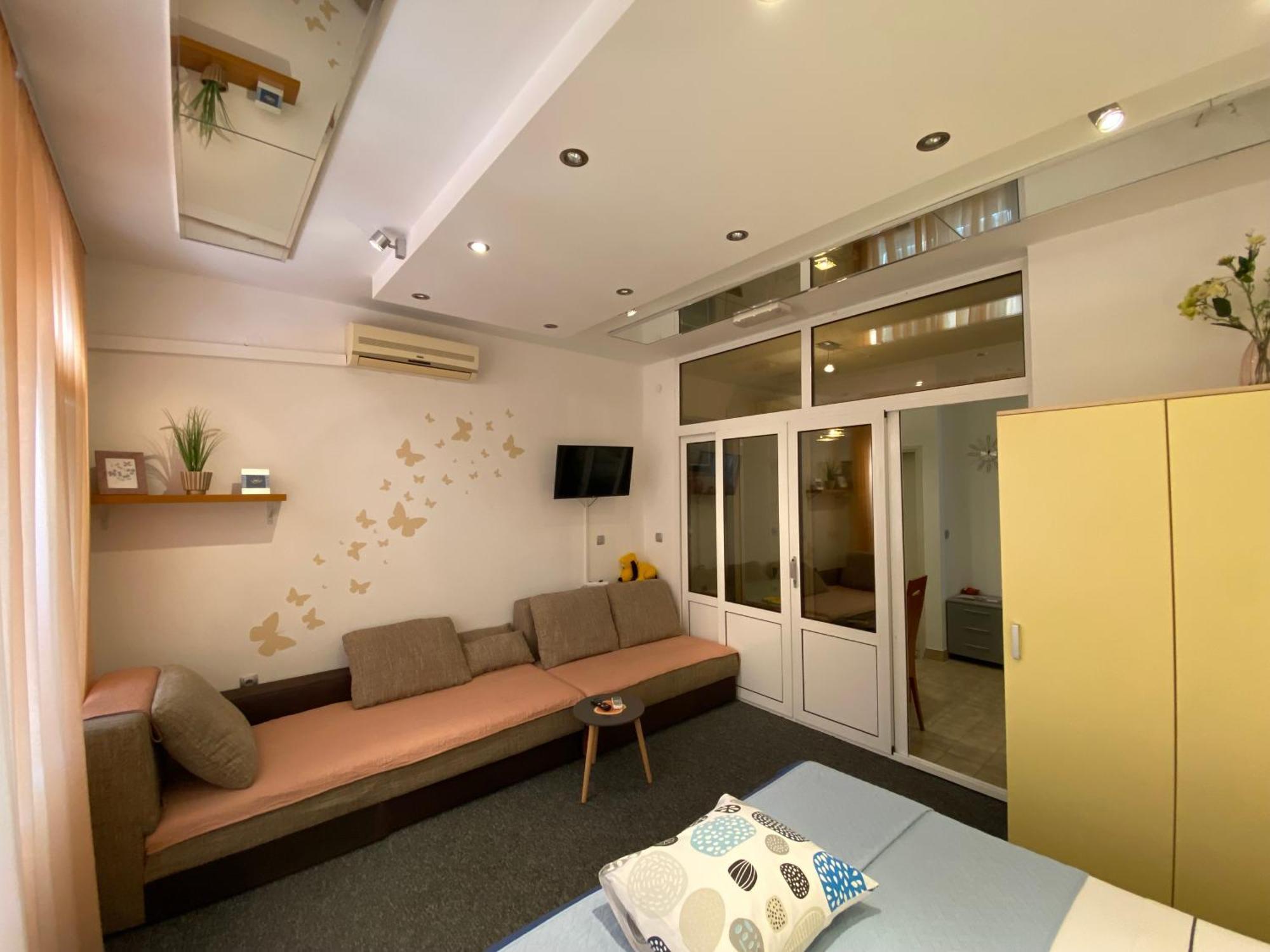 Studio Apartment And Rooms Adria Vodice Eksteriør bilde