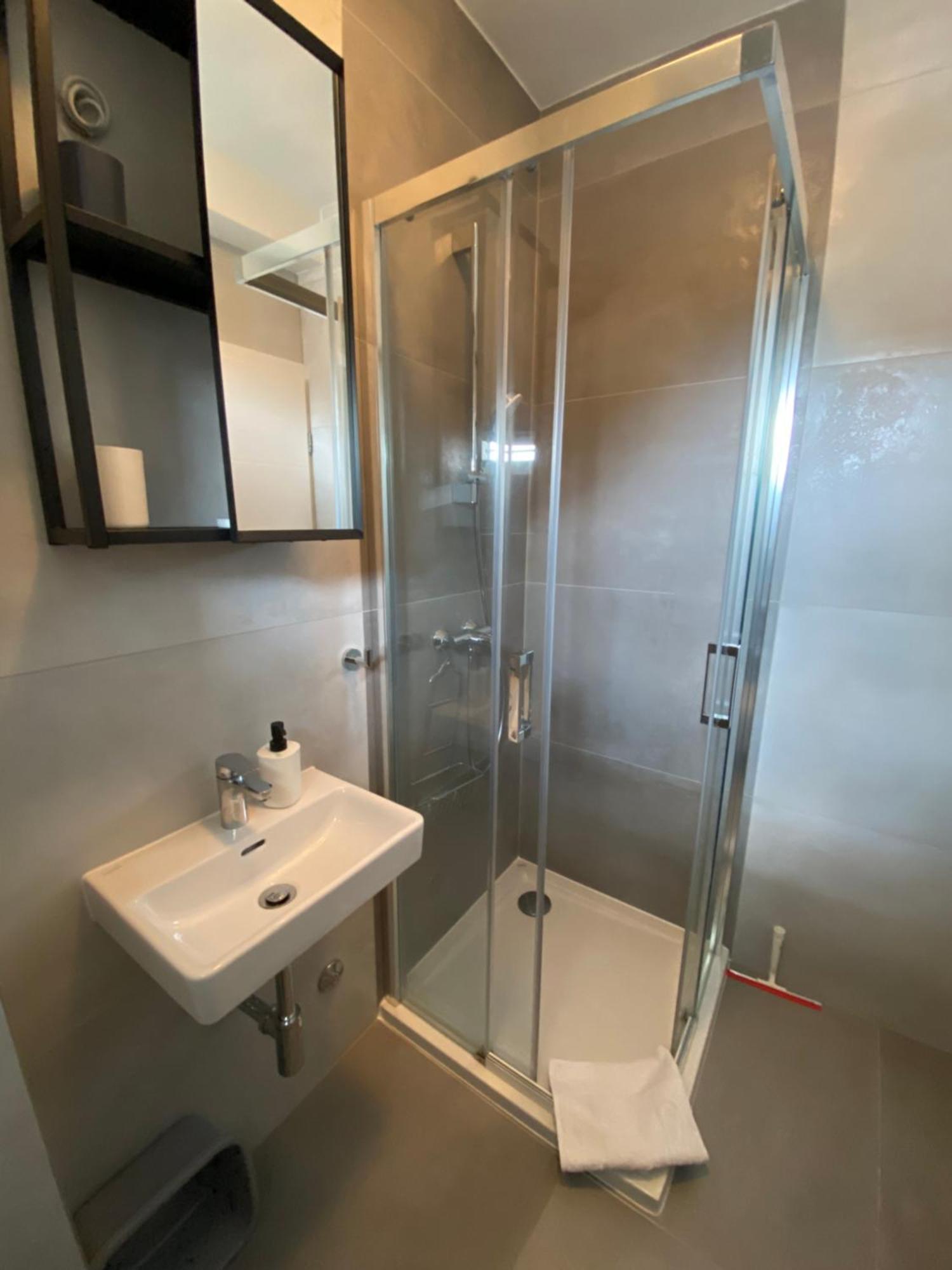 Studio Apartment And Rooms Adria Vodice Eksteriør bilde